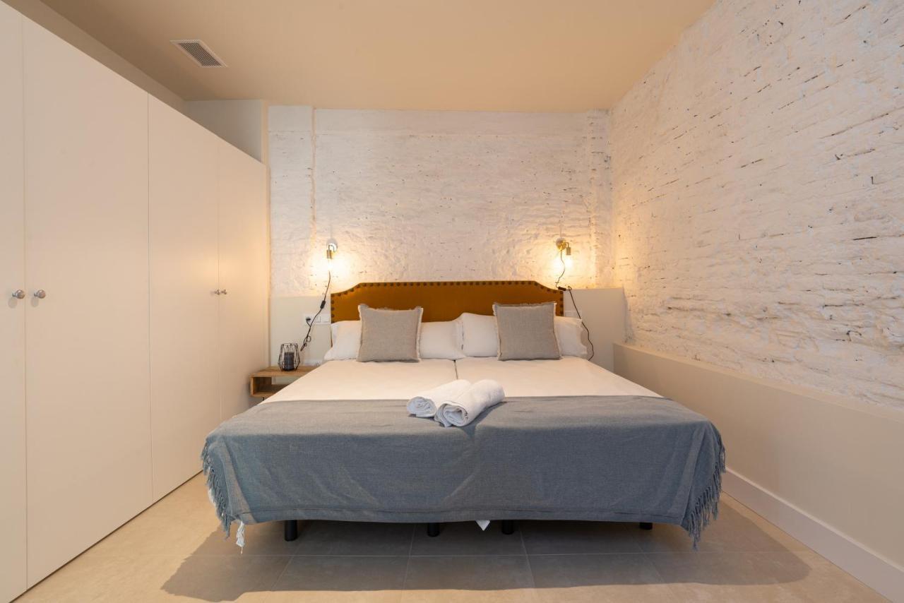 Urbe10 Carreteria Big Terrace Suite Малага Екстер'єр фото