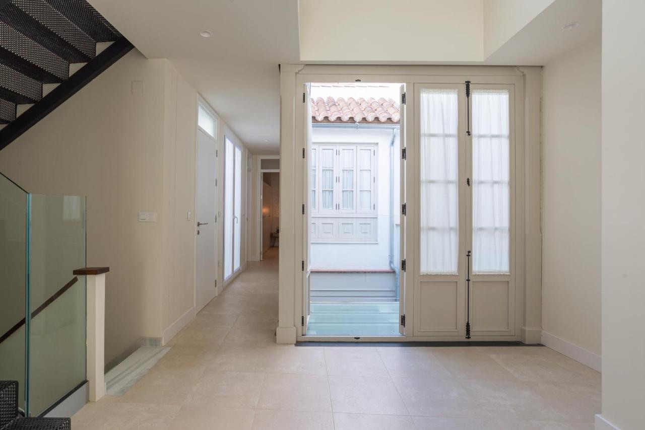 Urbe10 Carreteria Big Terrace Suite Малага Екстер'єр фото